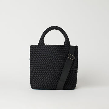 Andreina Bags Ciudad crossbody bag in black colour. Medium size. Handmade, interlaced material, synthetic material water resistant, machine washable, adjustable strap, lightweight. Can be worn as crossbody or as a handbag. Designed in Sydney, Australia.
