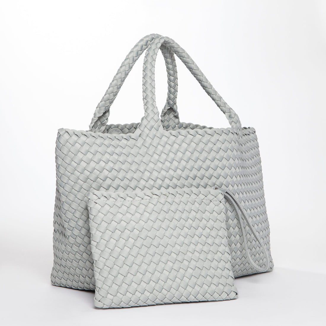 Andreina Bags Vida Tote XL Carryall Bags. Great quality, great product, machine washeable. Women handbag on the go essentials. Light Grey XL Vida Tote.